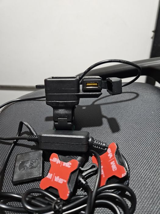 Suporte Telemovel Oxford Cliqr USB