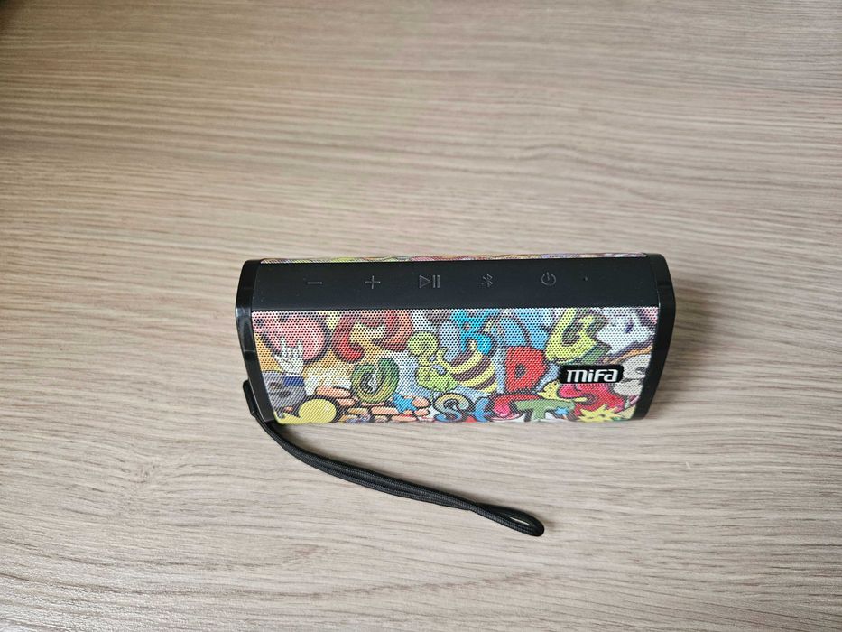 Портативна акустика Mifa A10 Black-Graffiti 10 Вт IP45 Bluetooth 4.2