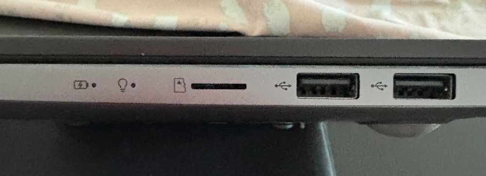 ASUS VivoBook S14/S15 Ryzen 7