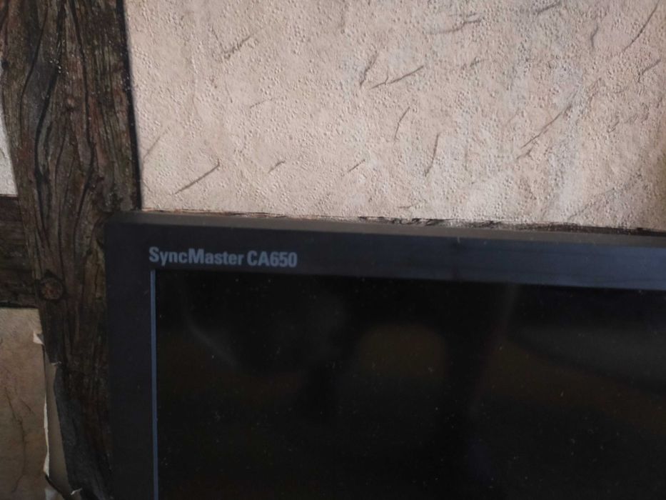 Monitor Samsung SyncMaster CA650 W BARDZO DOBRYM STANIE!!!