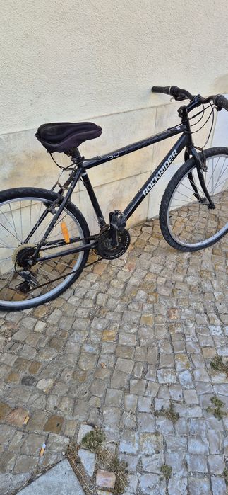 Vendo bicicleta Rockrider em bom estado.