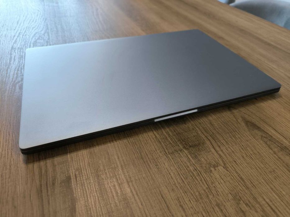 Xiaomi Mi Notebook Pro 15 – i7‑8550U | 16GB RAM | 238GB SSD