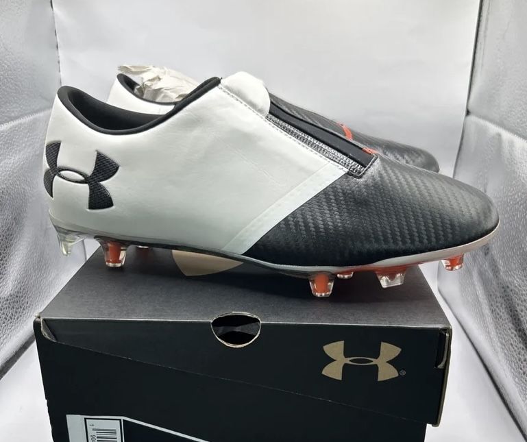 Чоловічі футбольнi бутси Under Armour Sportlight FG 43-44