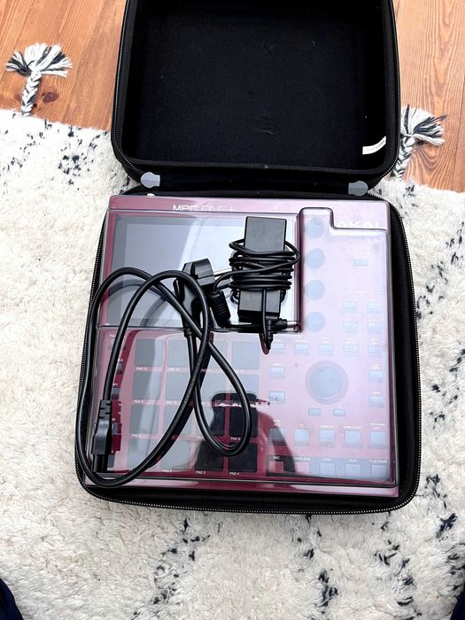 AKAI Professional MPC One+ Sampler & Decksaver and travel case64172677078529122