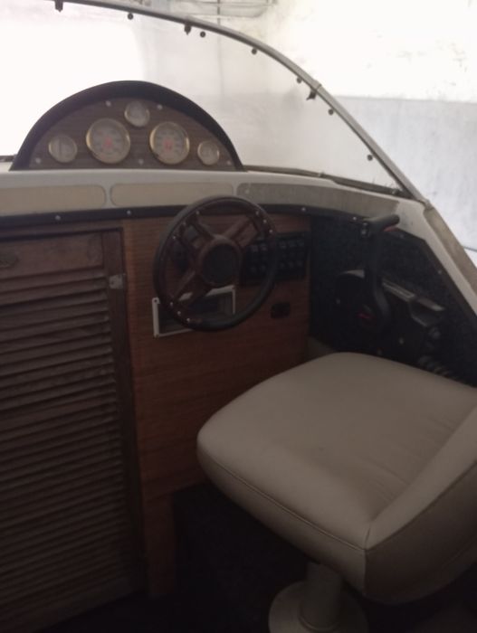 Катер Финмастер .