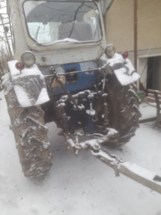 Продам ЮМЗ працює