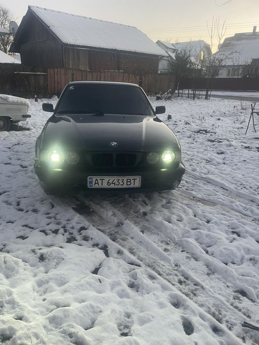 Продам автомобіль BMW E34.525TDS