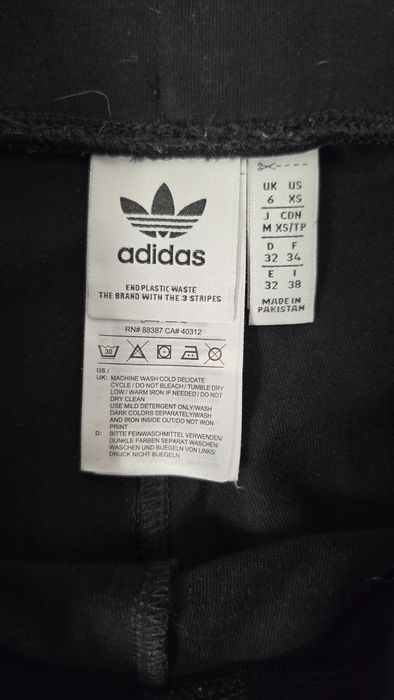 Leginsy Adidas, nieużywane