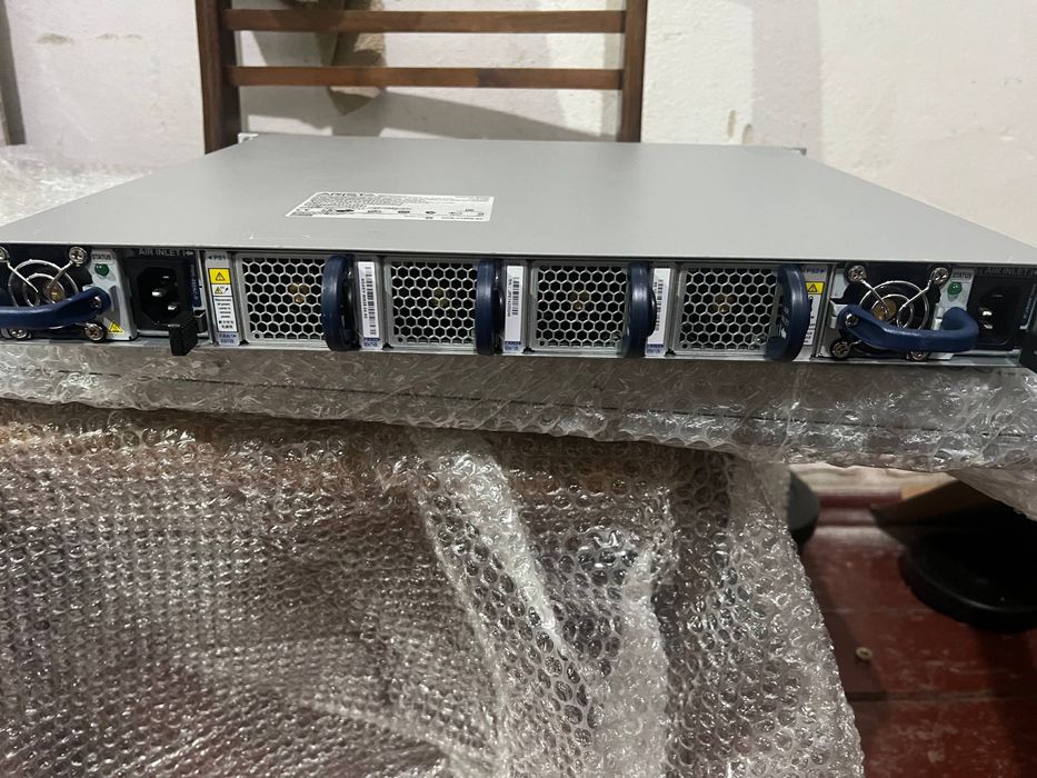 Сервер PowerEdge R630 та arista dcs-7150s-64