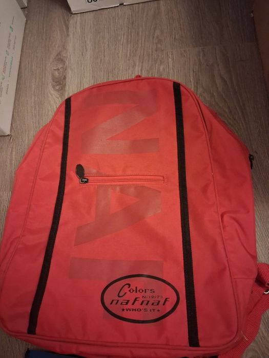 Mochila NafNaf  + material