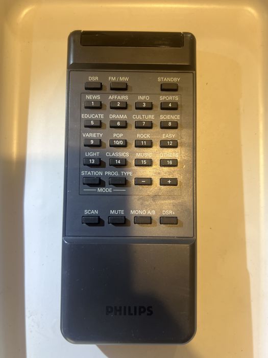 oryginalny pilot philips dsr fm/mw mode - 100% sprawny, zadbany