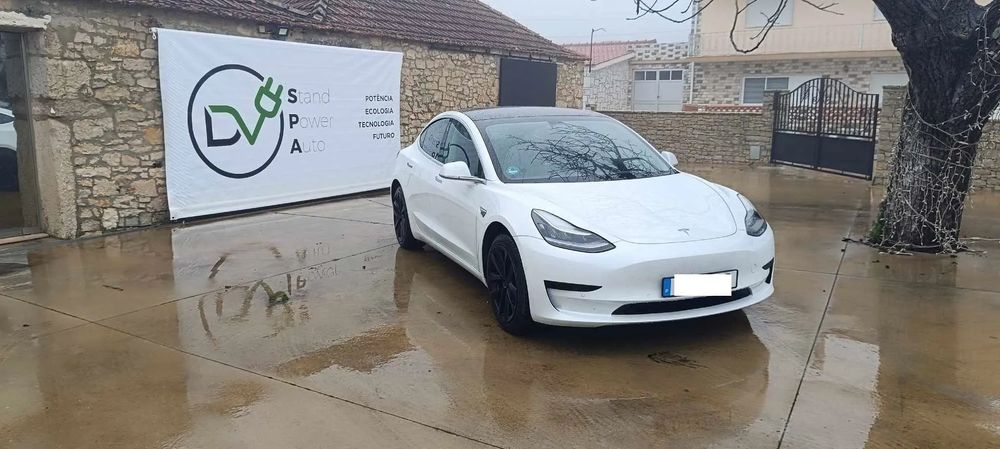 Tesla Model 3 Standard Range Plus RWD