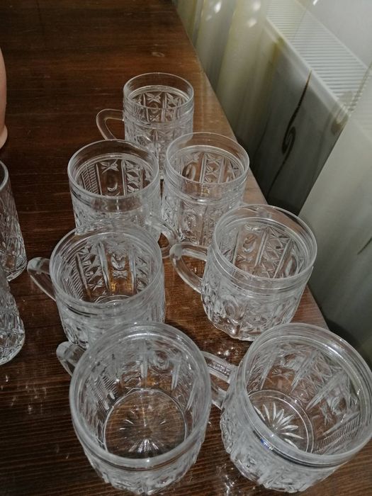 Продам хрустальную вазу