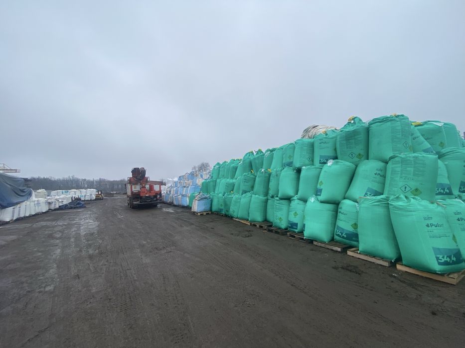 Продаж мінеральних добрив