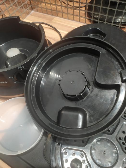 Parowar Tefal VC1401 moc 900 W