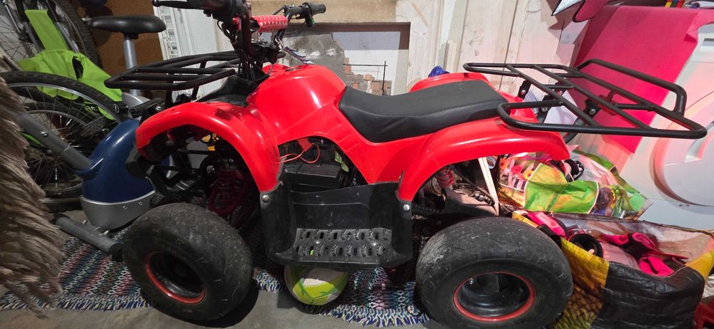 Moto 4 eletrica até 16 anos