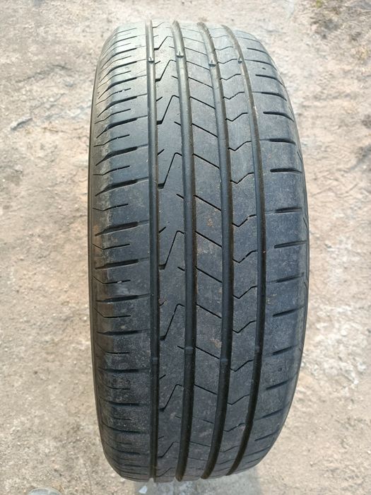 Opony letnie 215/65R17