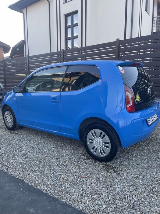 Volkswagen Up (газ-бензин)