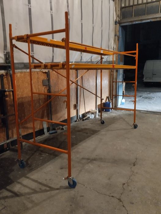 Rusztowanie elewacyjne drabinkowe nowe