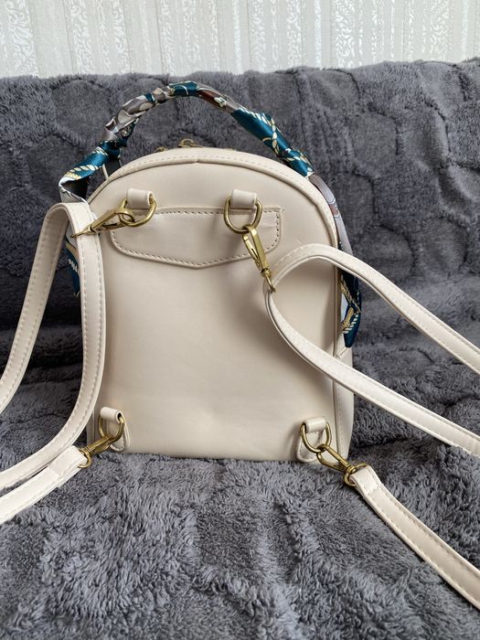 Жіночий портфель рюкзак