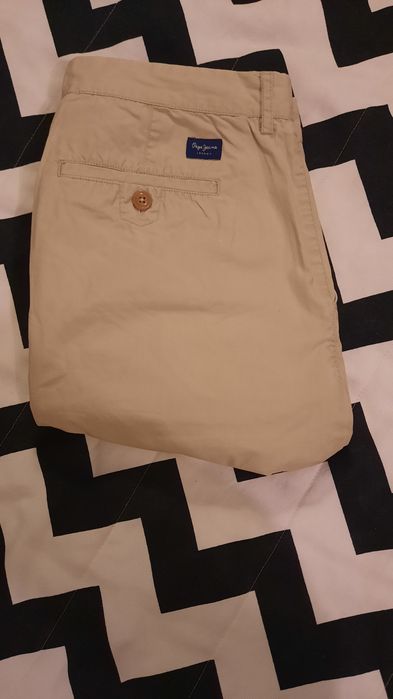 Spodnie marki Pepe Jeans