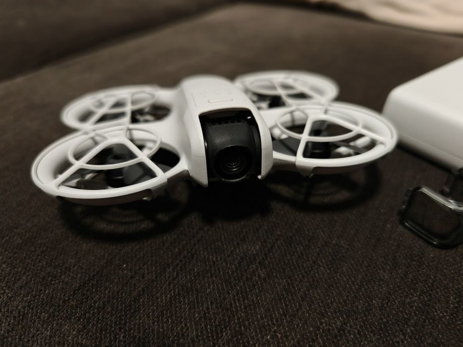 Dji Neo Fly More Combo com 3 baterias + DJI Care refresh 2 anos