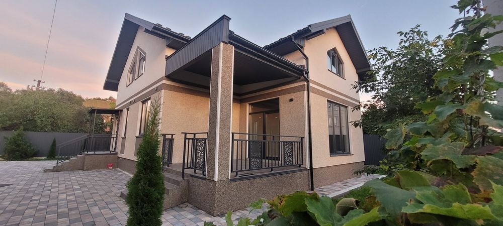 Продам добротний будинок Власник