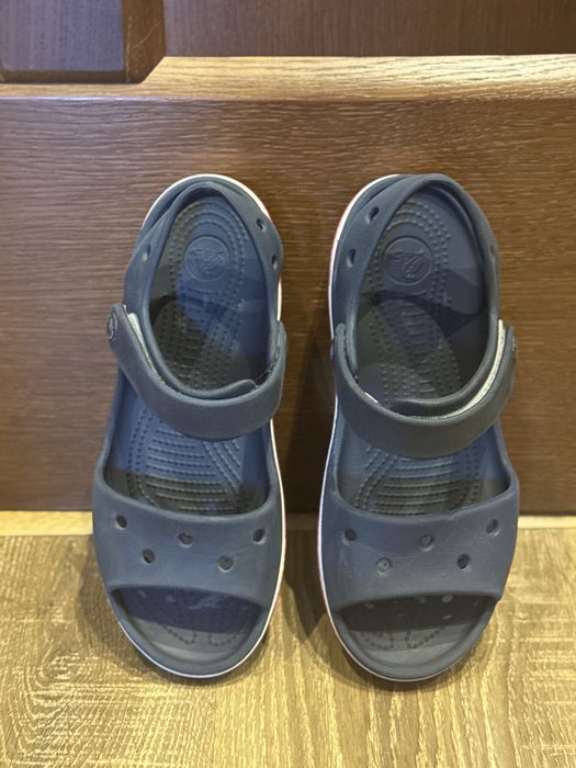 Босоніжки Crocs j3