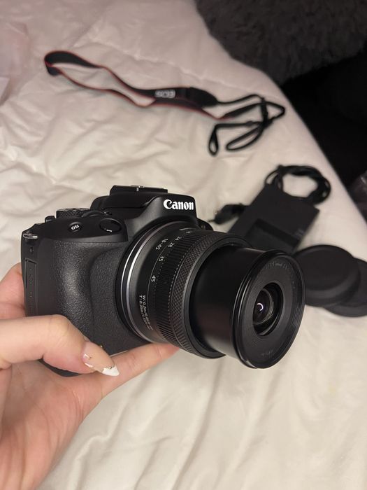 Camara canon eos R50