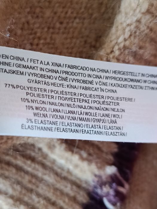 Sweter damski w kolorowe paski z domieszką wełny ML