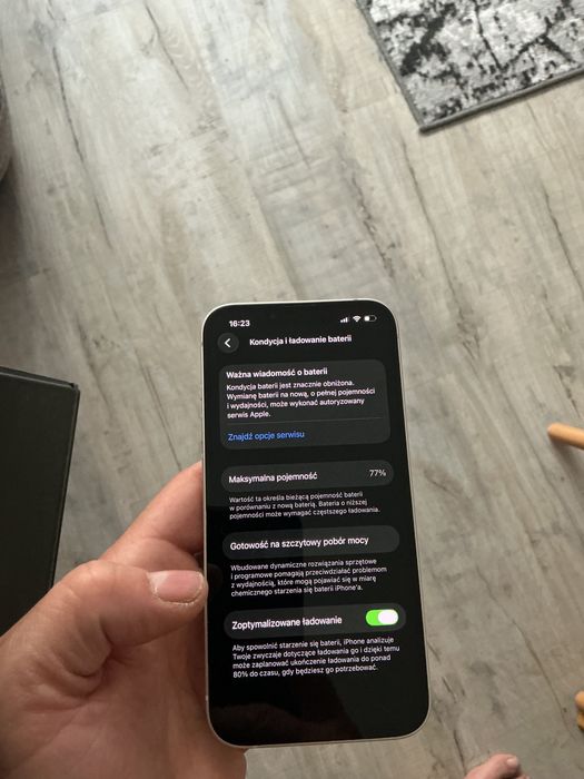 iPhone 13 128 GB.Stan praktycznie idealny.