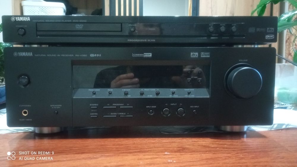 amplituner +dvd 2piloty