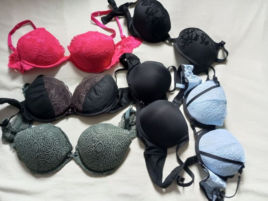 Білизна жіноча,купальники