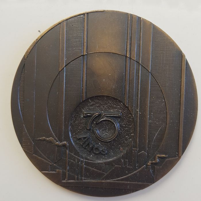 Conjunto de 4  medalhões bronze antigas