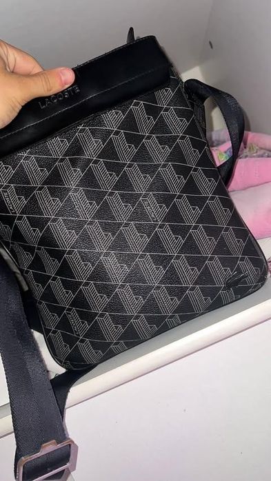 Vendo bolsa da lacoste