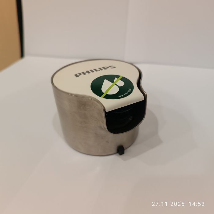 Носик для зливу соку соковитискача Philips HR1945