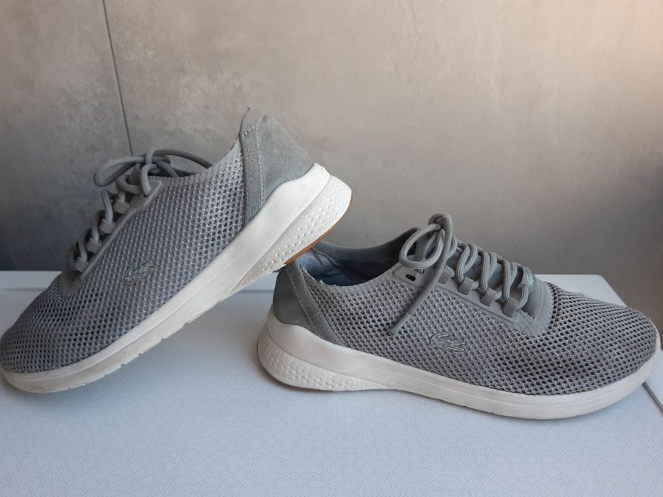 Ténis Lacoste, tam. 39.5, unisexo.