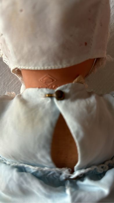 Boneca antiga com corpo em pano e cabeça em celuloide Tartaruga.