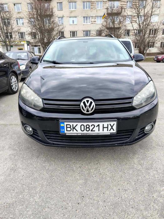 VW Golf VI  1,6tdi у дуже гарному стані