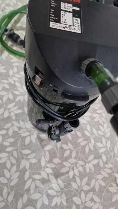 Aquário e bomba de água