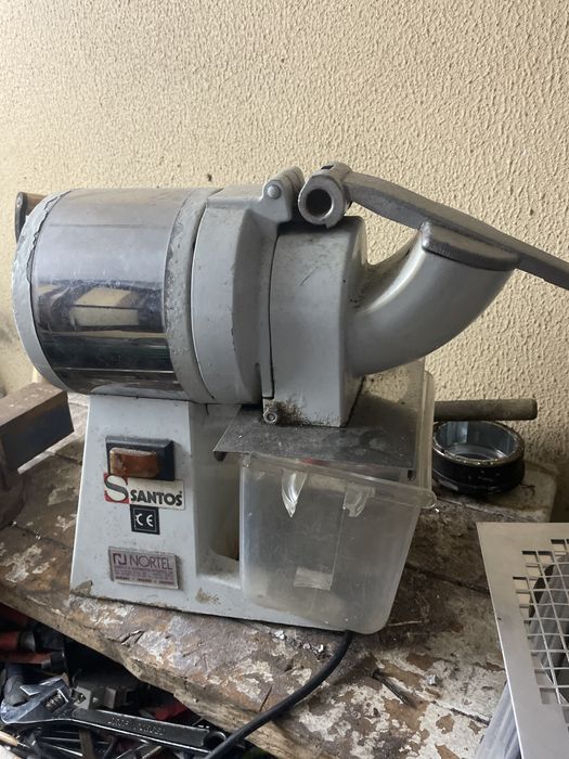 Maquina de picar gelo