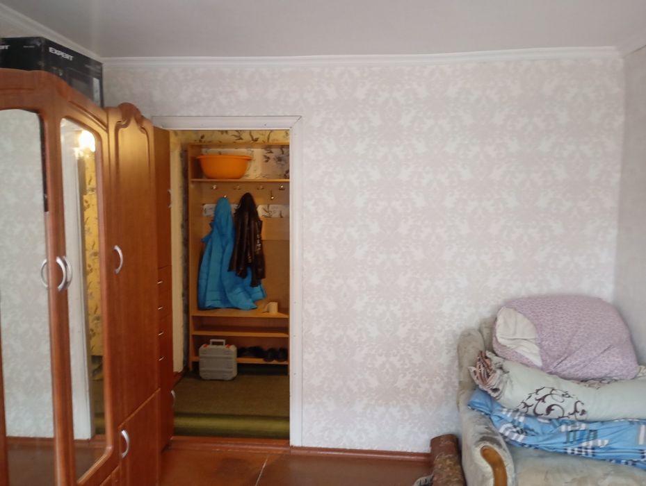 Продам дві кімнати в гуртожитку