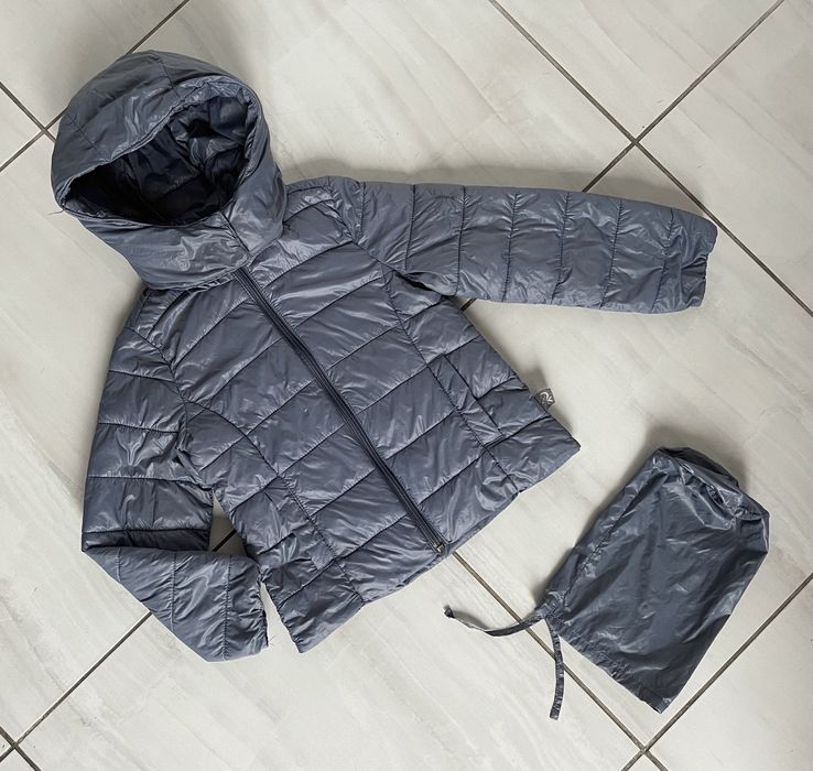 Демісезонна куртка United Colors of Benetton на 6-7 років