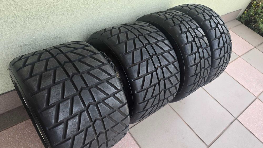 Komplet Felg Z Oponami Drogowymi Do Honda, Suzuki, Kawasaki