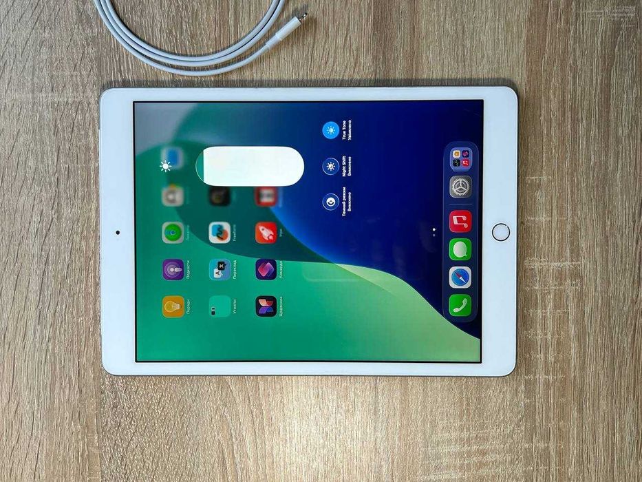 Оригінал Apple iPad 8 10.5 LTE