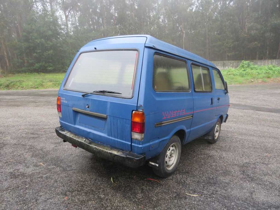 Nissan Vanette 2.0dCi de 1993 - Peças Usadas