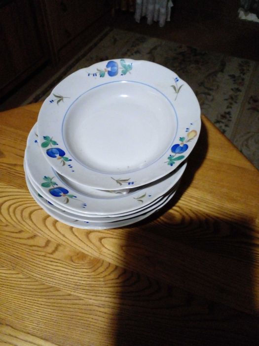 подарок для друзей -тарелки фарфоровые из ГДР
