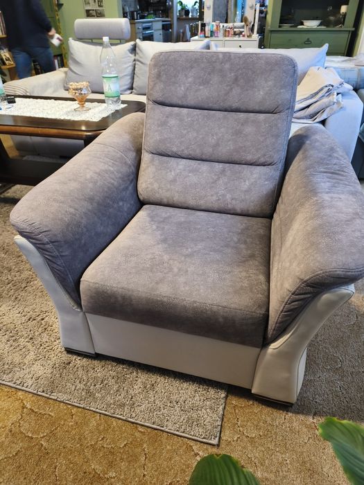 Wygodny fotel świetny stan jak nowy