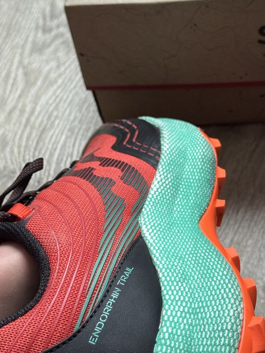 Оригінал! Saucony Endorphin Trail (S20647-20)