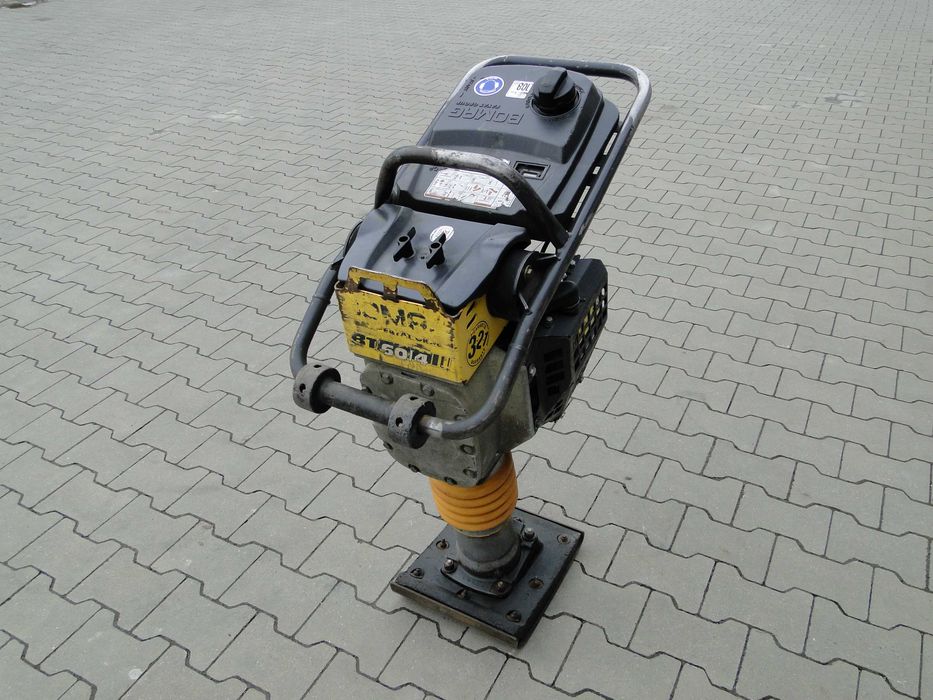 Skoczek stopa zagęszczarka gruntu BOMAG BT 60/4 HONDA WACKER sprowadzony Germany